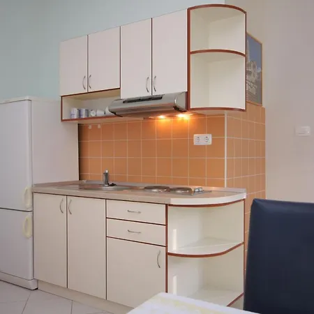 Marija 2 Omiš